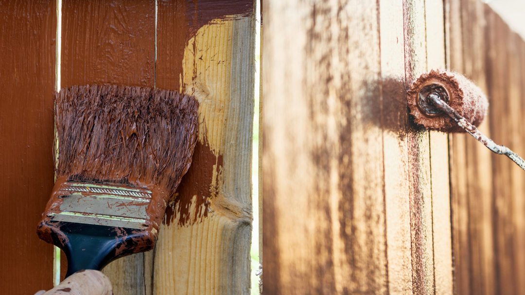 Paint or Stain? Five Things You Should Know Before Sealing Your Fence