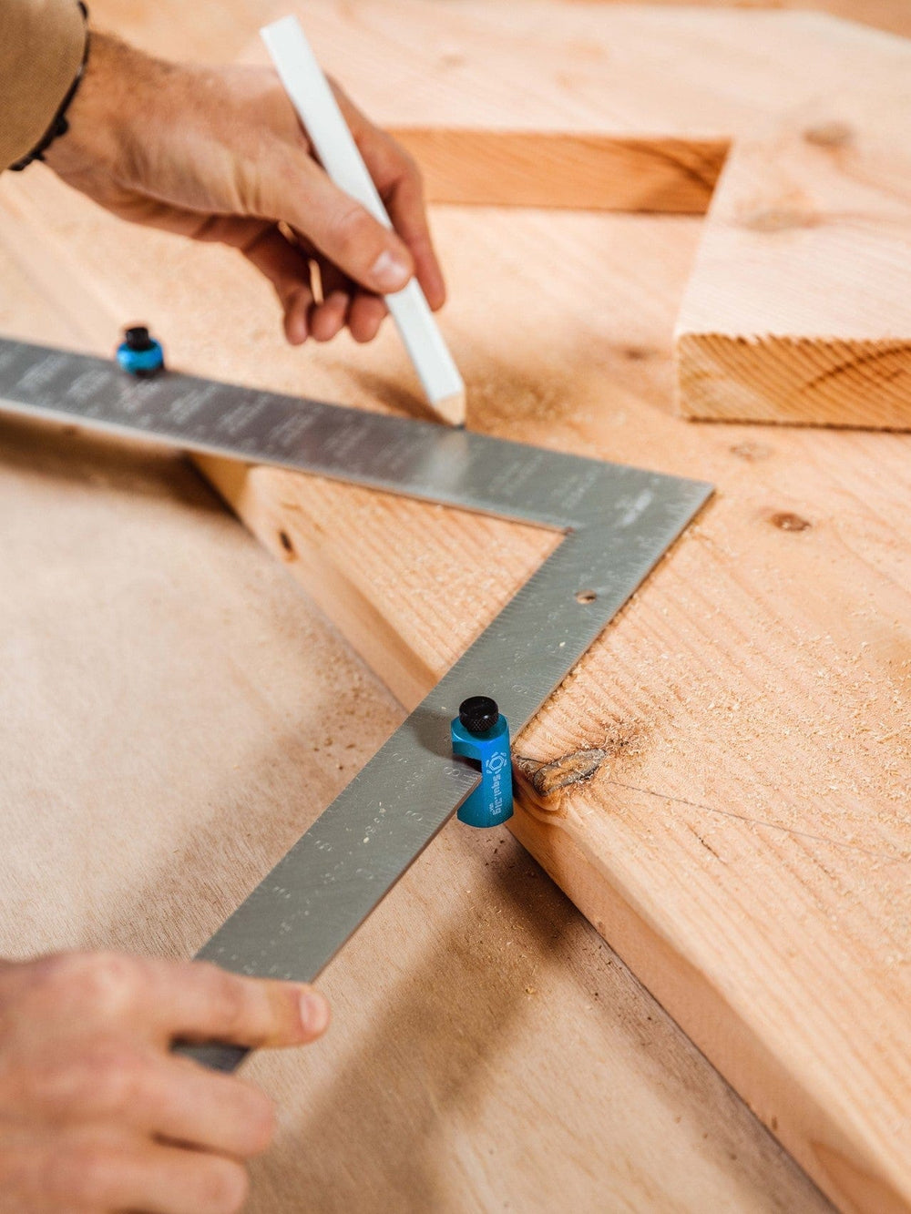 Squi.Jig 1.5” Tall- Framing Jigs (Blue) Squi.Jig 1.5" USA- Framing Square Attachment Layout Jigs, Stair Gauges (Blue) Tool SquiJig