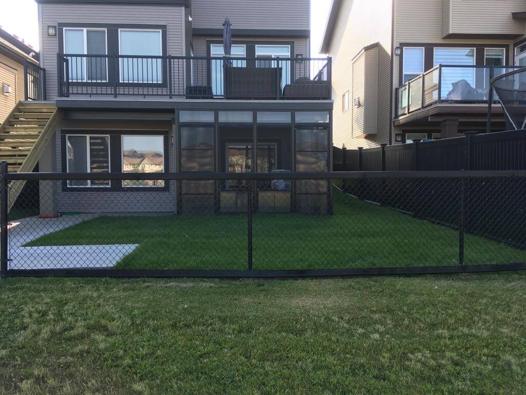 Easytrim Segments Black - Chain Link Fence Bottom Guard Easytrim Segments Black - Chain Link Fence Bottom Guard Fence Armor