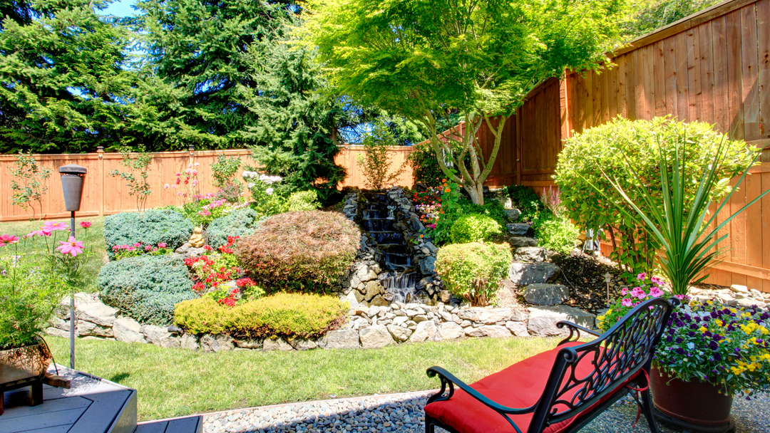 7 Essential Tips for Maintaining Your Wood Fence in a Landscape Setting