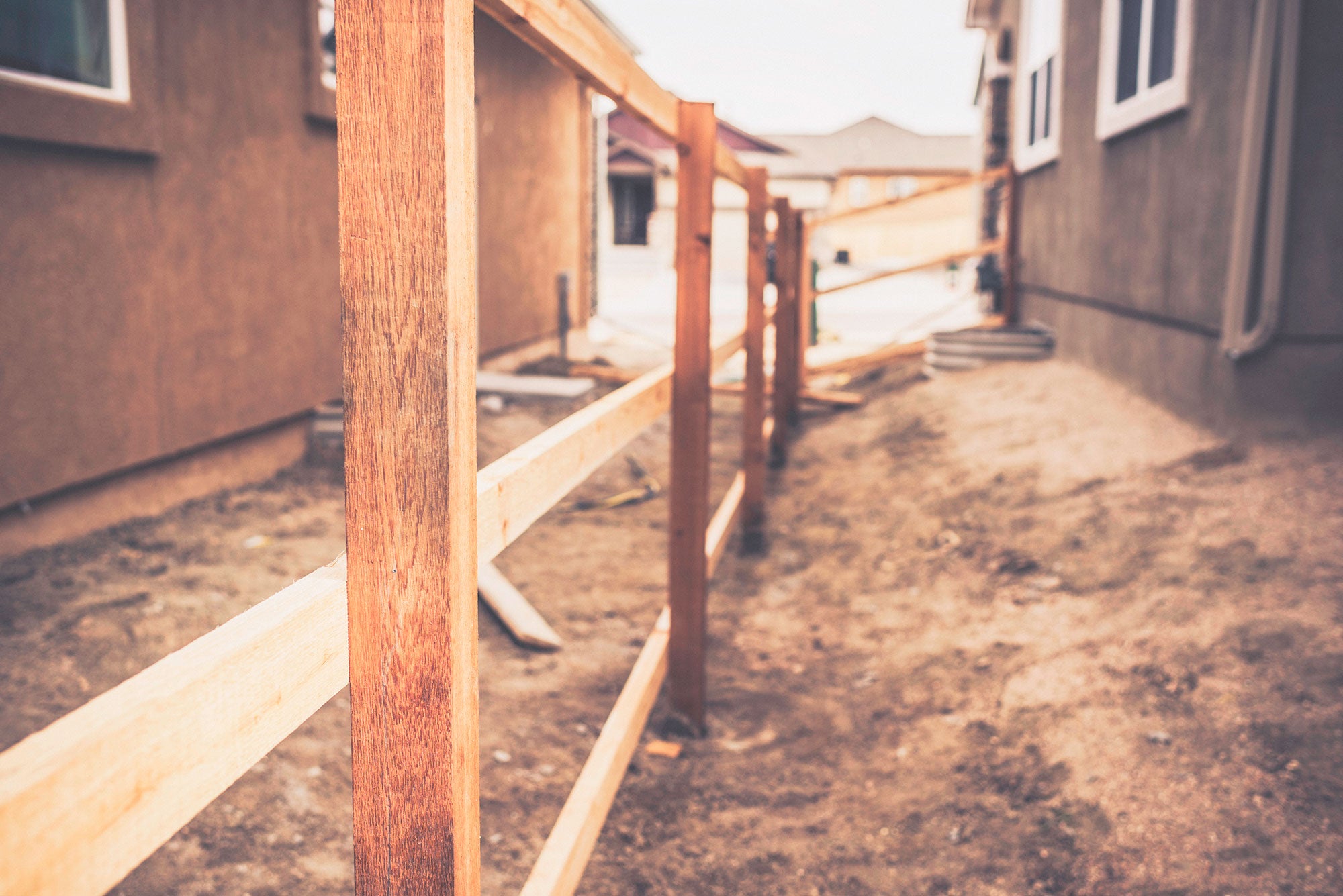 Wooden fence post structure